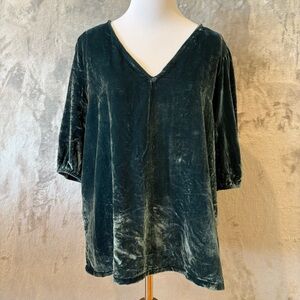 LOFT Velvet Velour Puffy Sleeve Holiday Blouse Wmn’s Sz L